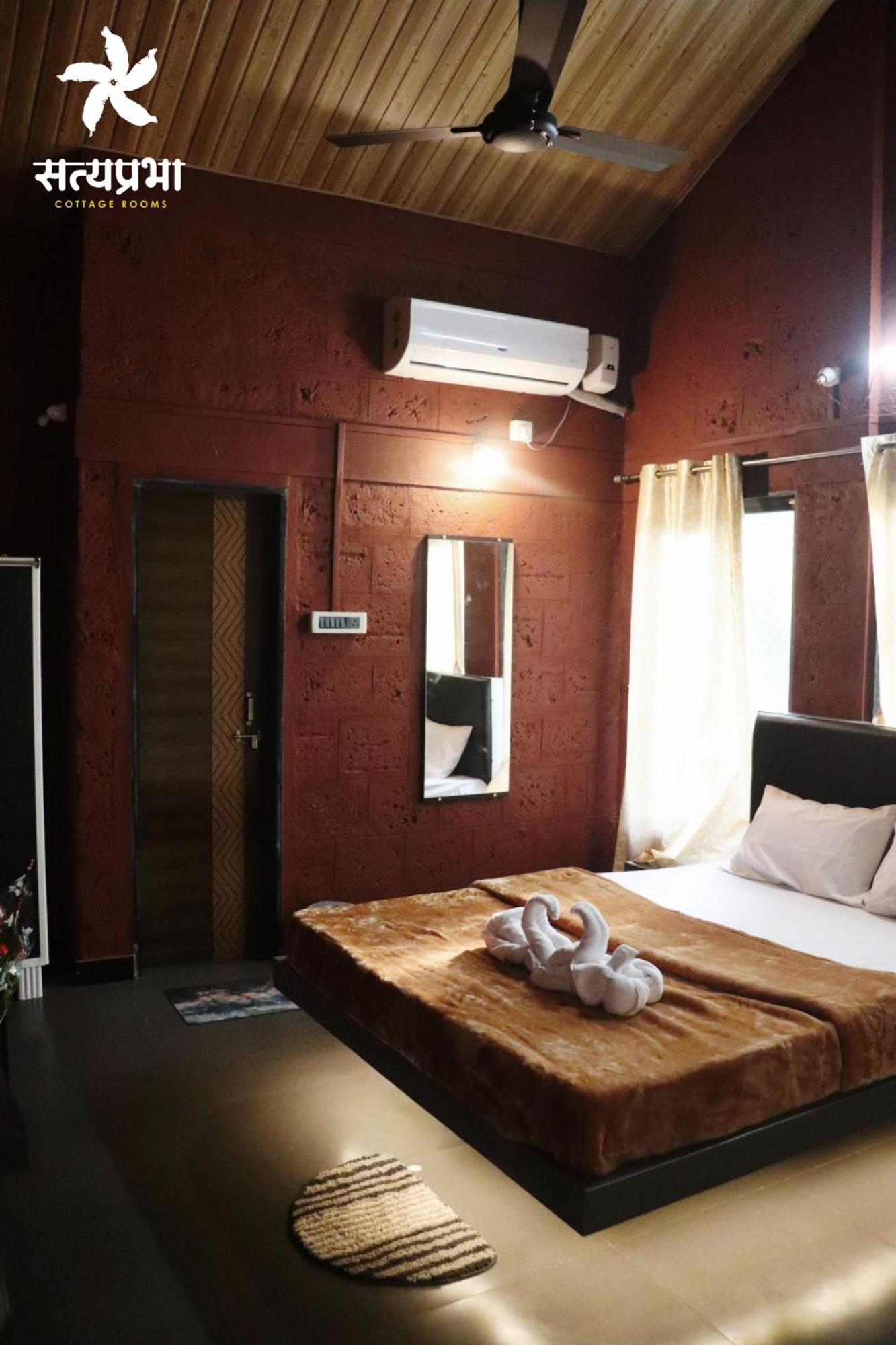 Satyaprabha Cottage Rooms Kudal  외부 사진